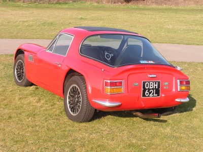 Reparación y restauración de un coche TVR Grantura Vixen MK2 1800